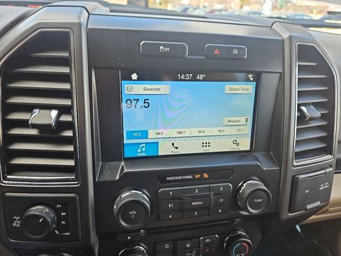 Used 2018 Ford F150 XLT w/ Equipment Group 302A Luxury image 22