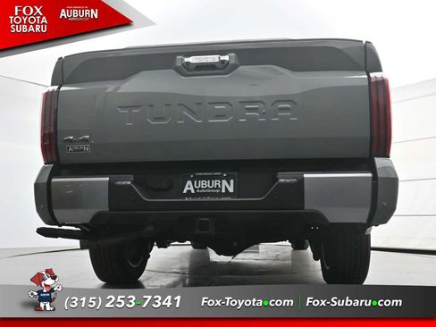 Used 2024 Toyota Tundra Limited AWD/4WD image 19