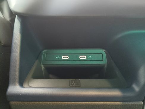 New 2025 Volkswagen ID. Buzz Pro S image 26