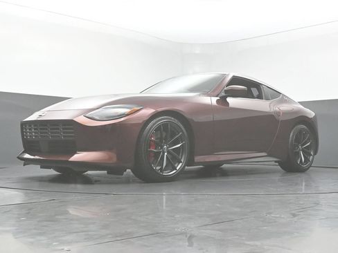 Used 2025 Nissan Z Performance w/ Floor Mat Package RWD image 46