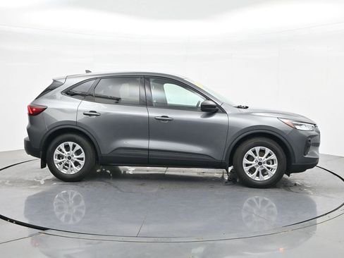 Used 2025 Ford Escape Active w/ Tech Pack #1 FWD image 4