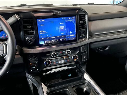 Certified 2025 Ford F250 Platinum AWD/4WD image 5