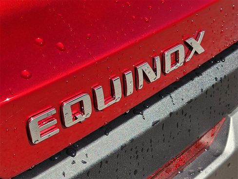 New 2026 Chevrolet Equinox LT w/ Convenience Package II image 7