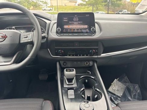 New 2026 Nissan Rogue Rock Creek image 20