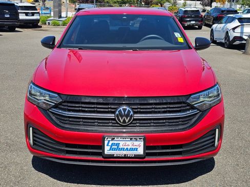 Used 2024 Volkswagen Jetta Sport FWD image 2