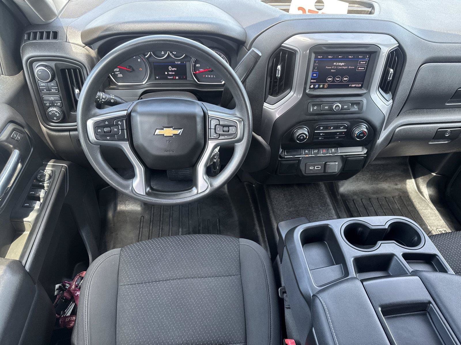 Used 2022 Chevrolet Silverado 1500 Custom w/ Safety Confidence Package AWD/4WD image 14