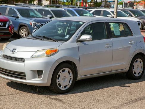 Used 2010 Scion xD FWD image 9
