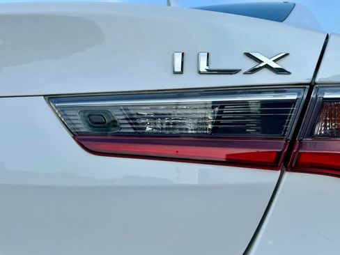Used 2021 Acura ILX w/ Premium Package FWD image 14