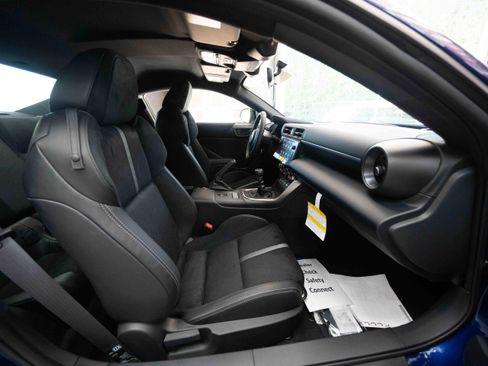 New 2025 Toyota GR86 Premium w/ GR Wheel Package (TMS image 26