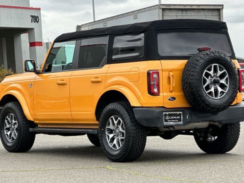 Used 2022 Ford Bronco Outer Banks image 7