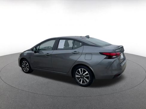 Used 2025 Nissan Versa SV image 10