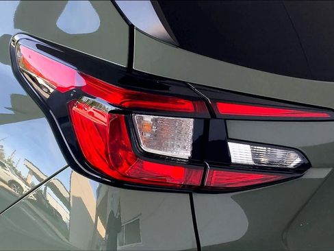 Used 2024 Subaru Crosstrek 2.5i Limited image 28