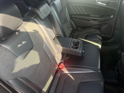 Used 2022 Ford Edge ST w/ Equipment Group 401A image 19