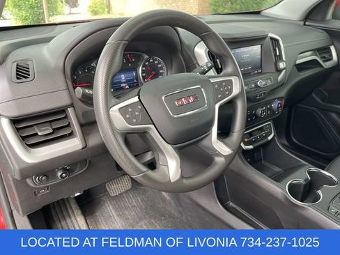 Certified 2024 GMC Terrain SLE w/ Driver Convenience Package FWD image 10