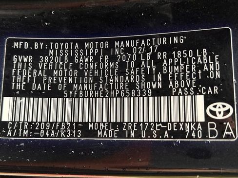 Used 2017 Toyota Corolla LE image 30