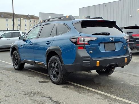 Used 2023 Subaru Outback Wilderness image 7