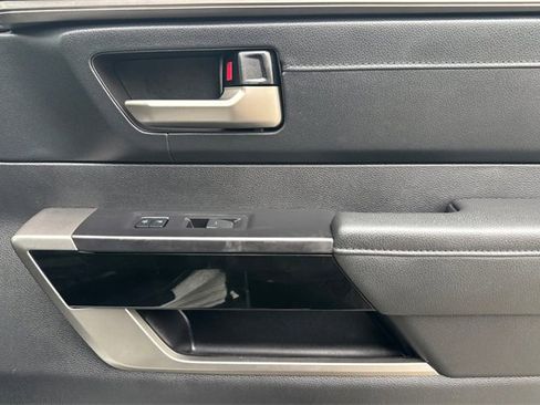 Used 2023 Toyota Tundra Limited image 21