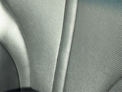 Used 2023 Genesis G80 2.5T image 5