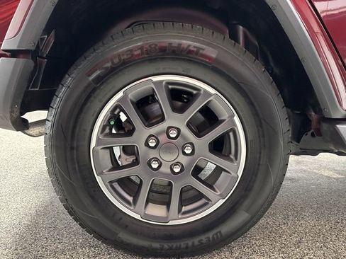 Used 2021 Jeep Wrangler Unlimited Sport image 23