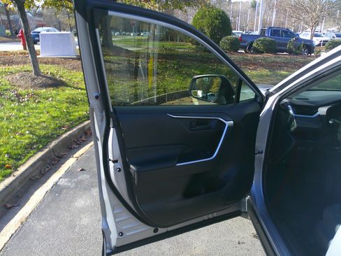 Used 2023 Toyota RAV4 LE image 16