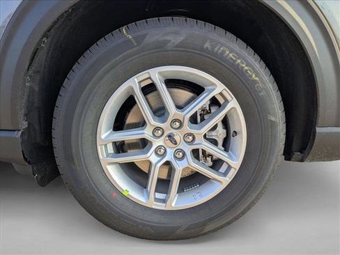 New 2026 Ford Explorer Active w/ Active Comfort Package image 25