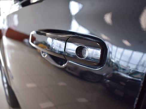 Used 2017 Chevrolet Tahoe LT image 14