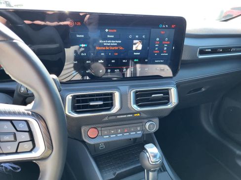 Used 2024 Ford Mustang Premium image 20