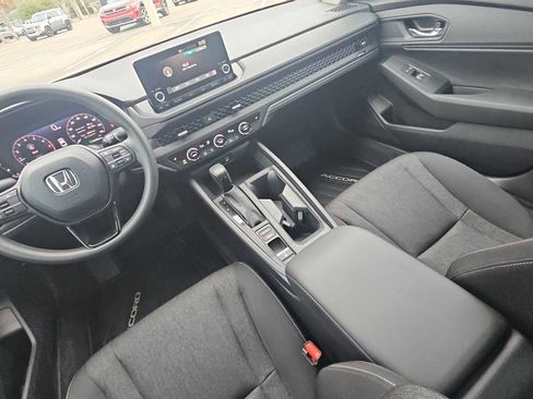Certified 2023 Honda Accord EX image 22