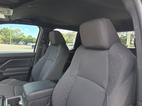 Certified 2025 Toyota Tacoma SR5 image 23