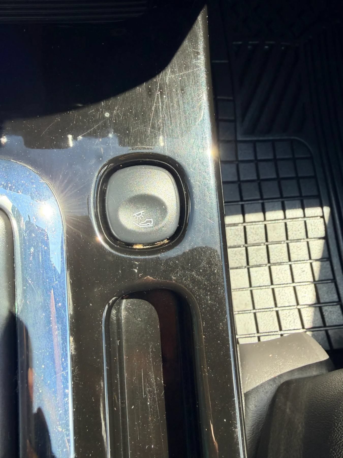 Used 2012 Ford Escape Limited FWD image 21