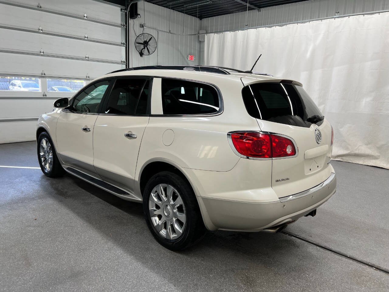 Used 2012 Buick Enclave Premium AWD/4WD image 6