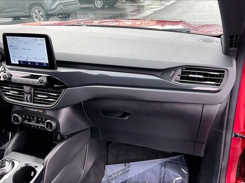 Used 2024 Ford Escape ST-Line image 17