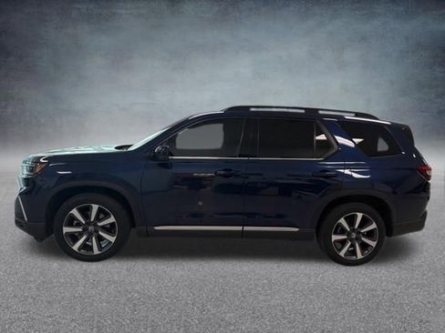 Used 2025 Honda Pilot Touring image 10