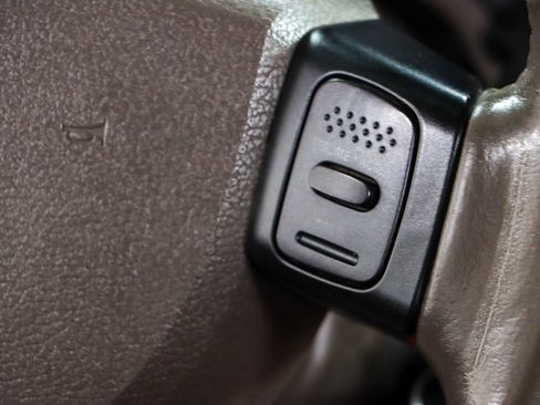 Used 2005 Dodge Ram 2500 Truck SLT image 15