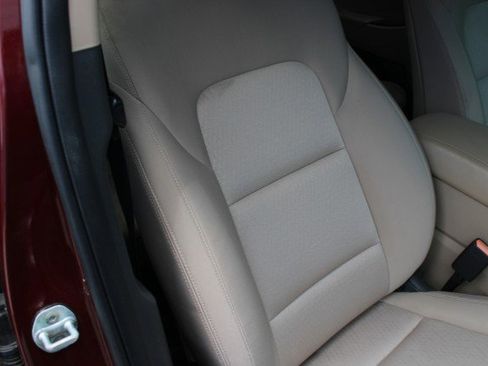 Used 2016 Hyundai Tucson Sport FWD image 11