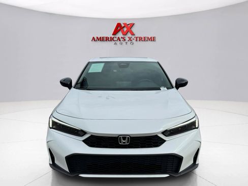 Used 2025 Honda Civic FWD Hybrid Sedan image 9