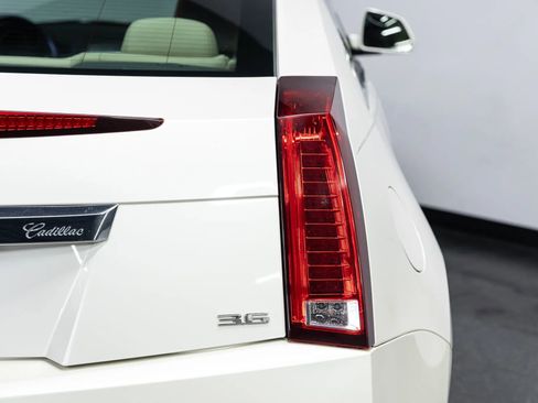 Used 2011 Cadillac CTS Performance image 35