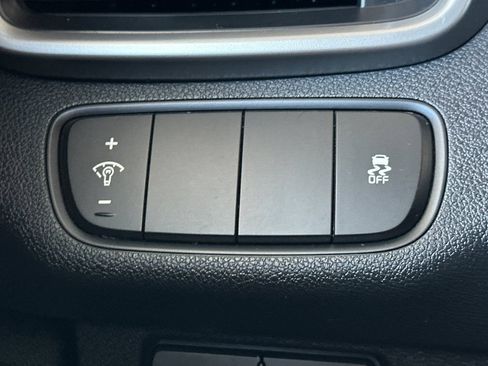 Used 2018 Kia Sorento FWD image 34