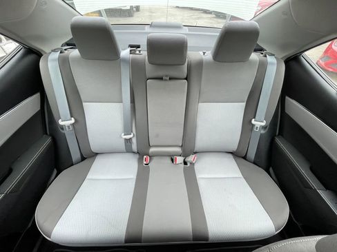 Used 2019 Toyota Corolla LE image 31