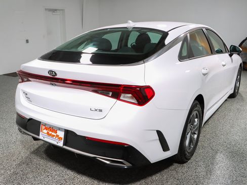 Used 2021 Kia K5 LXS FWD image 7