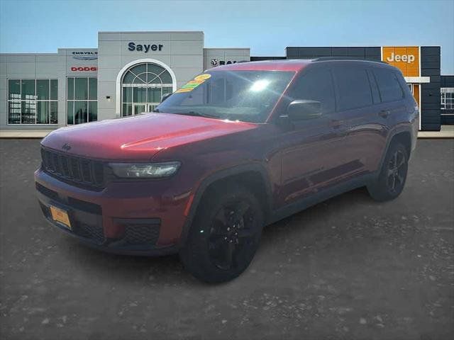Used 2021 Jeep Grand Cherokee L Laredo AWD/4WD image 3