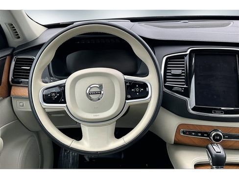 Used 2020 Volvo XC90 T6 Inscription image 8