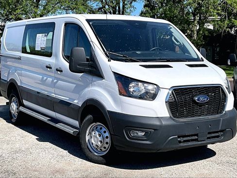Used 2023 Ford Transit 250 Low Roof AWD w/ Exterior Upgrade Package image 33