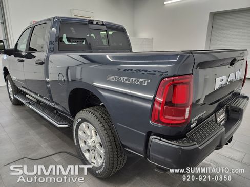 New 2026 RAM 2500 Big Horn AWD/4WD image 6