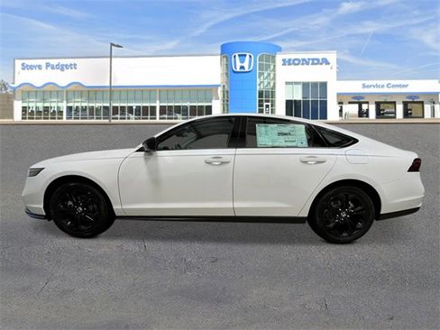 New 2025 Honda Accord SE image 2