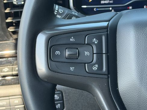 Used 2024 Chevrolet Silverado 2500 ZR2 w/ Technology Package AWD/4WD image 16