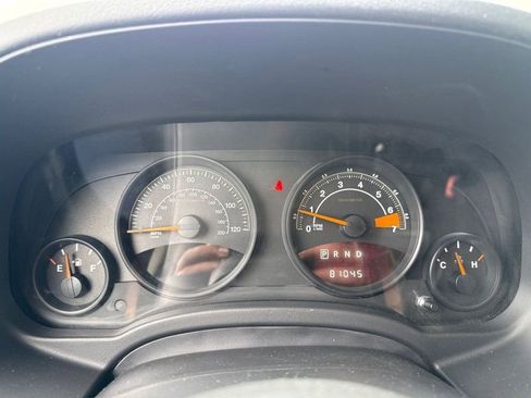 Used 2017 Jeep Patriot High Altitude AWD/4WD image 23