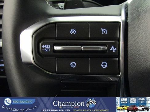 Certified 2026 GMC Acadia Denali w/ Super Cruise Package FWD image 33