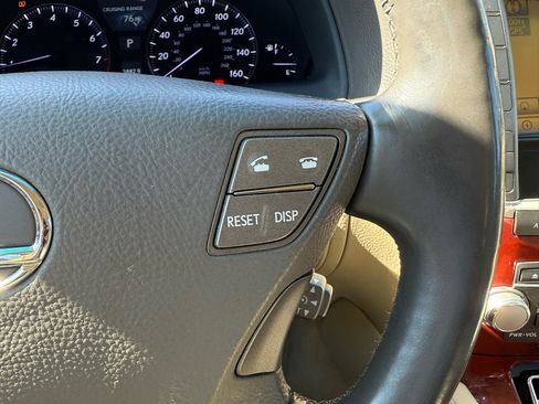 Used 2012 Lexus LS 460 Luxury image 17