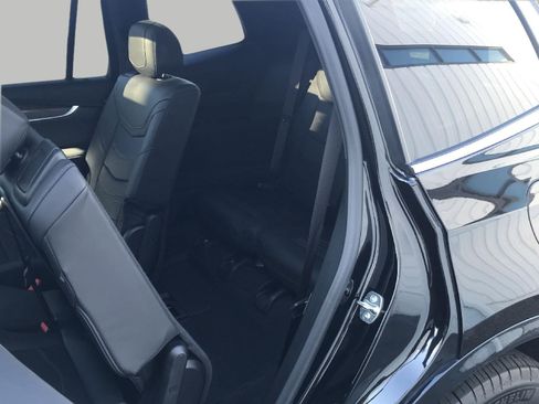 Certified 2025 Cadillac XT6 Premium Luxury w/ Platinum Package AWD/4WD image 30